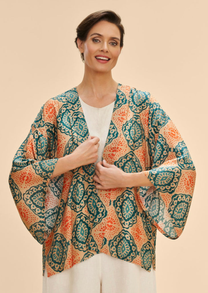 Powder Cream Batik Kimono Jacket