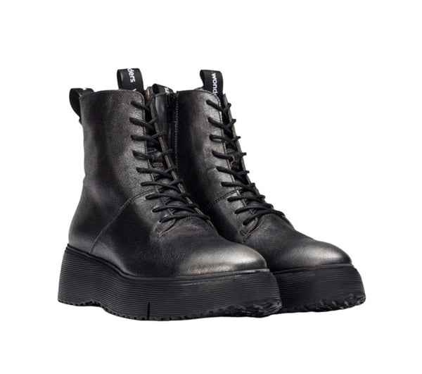 Wonders Silver Leather Military Style Boots