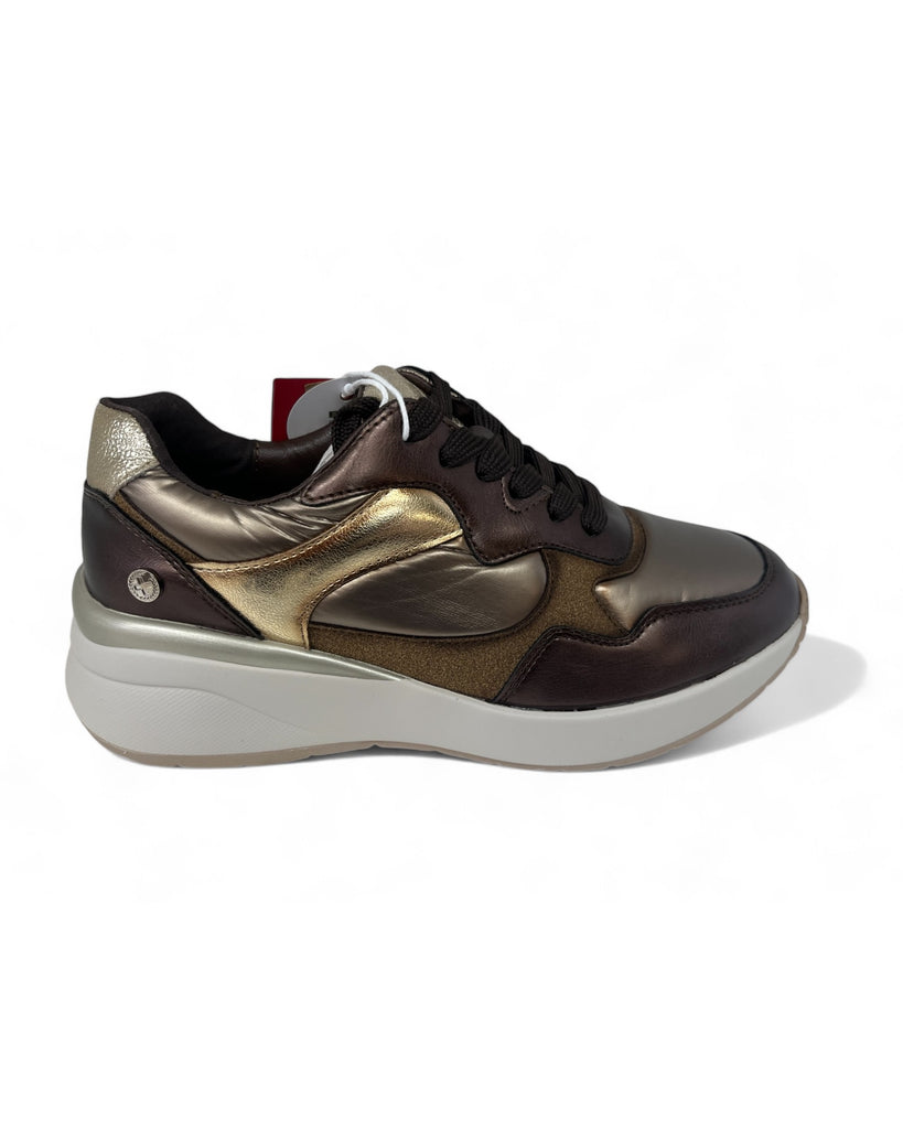 XTI Bronze Trainers