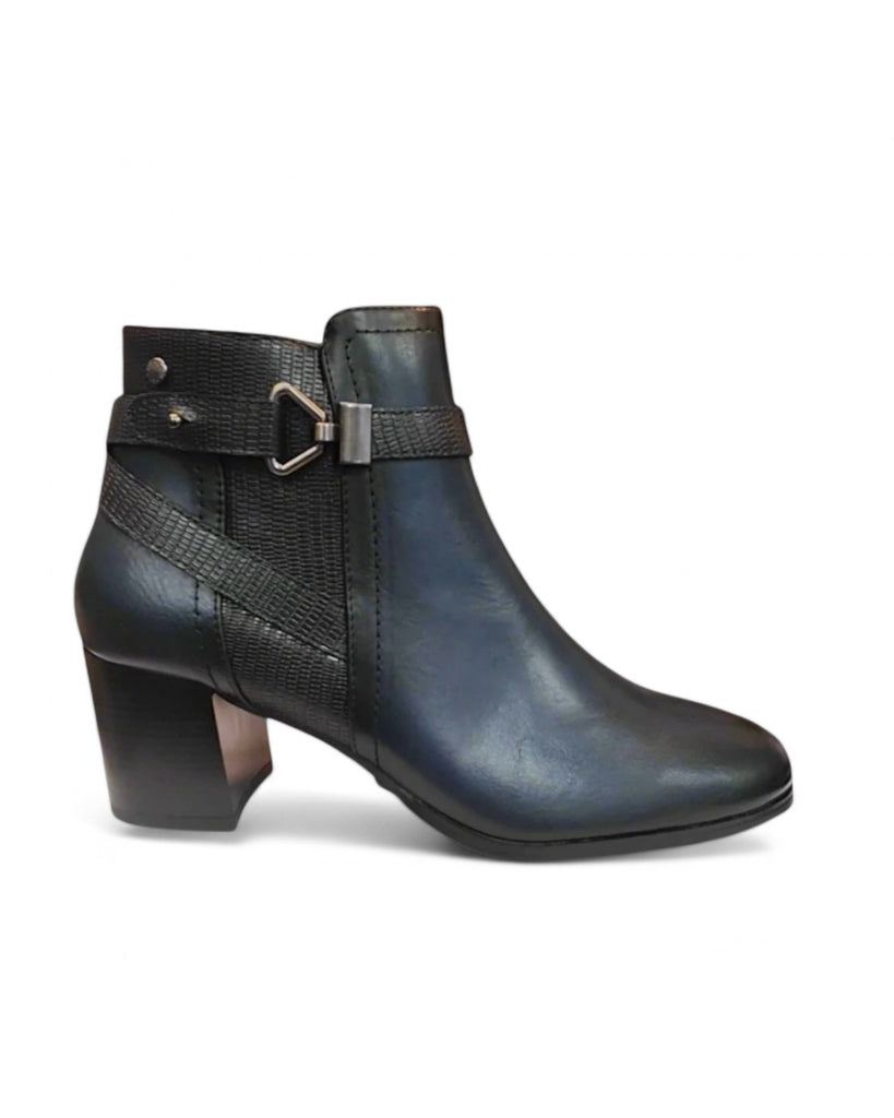 Patrizio Como Cheiti Navy Block Heel Boots