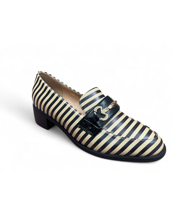 Dancing Matilda Trapeze 013 Nude & Black Stripe Loafers