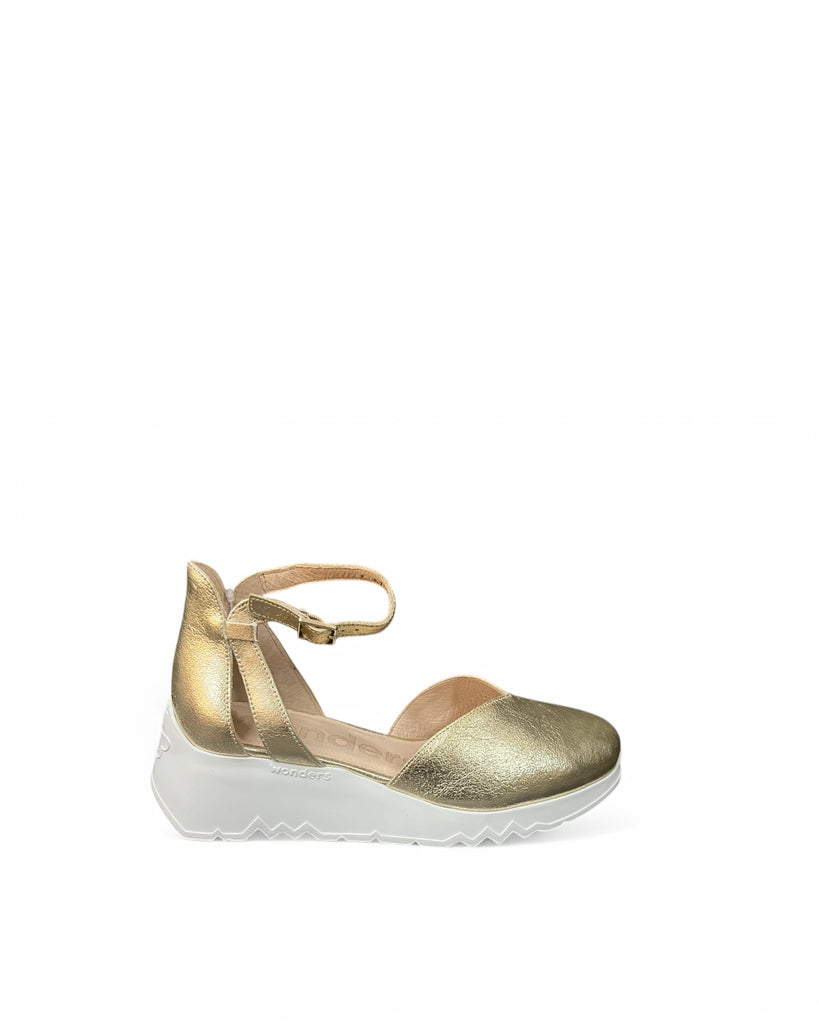 Wonders Metallic Gold Low Wedge Sandal